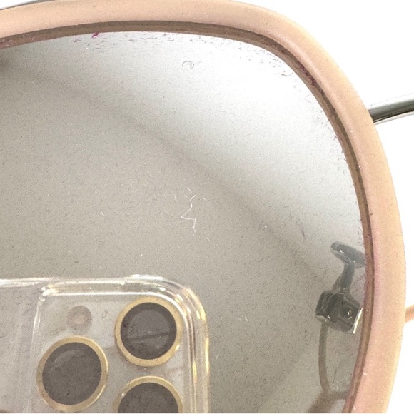 QUAY AUSTRALIA Needing Fame Sunglasses RARE Pink Silver main image 12